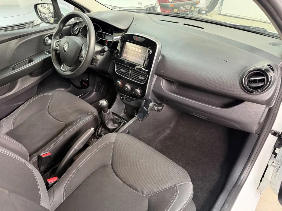 Renault Clio IV 2016 — foto 7