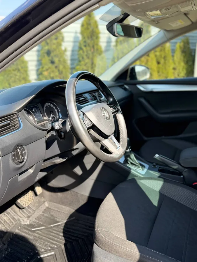 Skoda Octavia 2.0 TDI DSG 2020 — foto 6